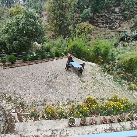 Himwanderer Camps & Cottages Pangot-2
